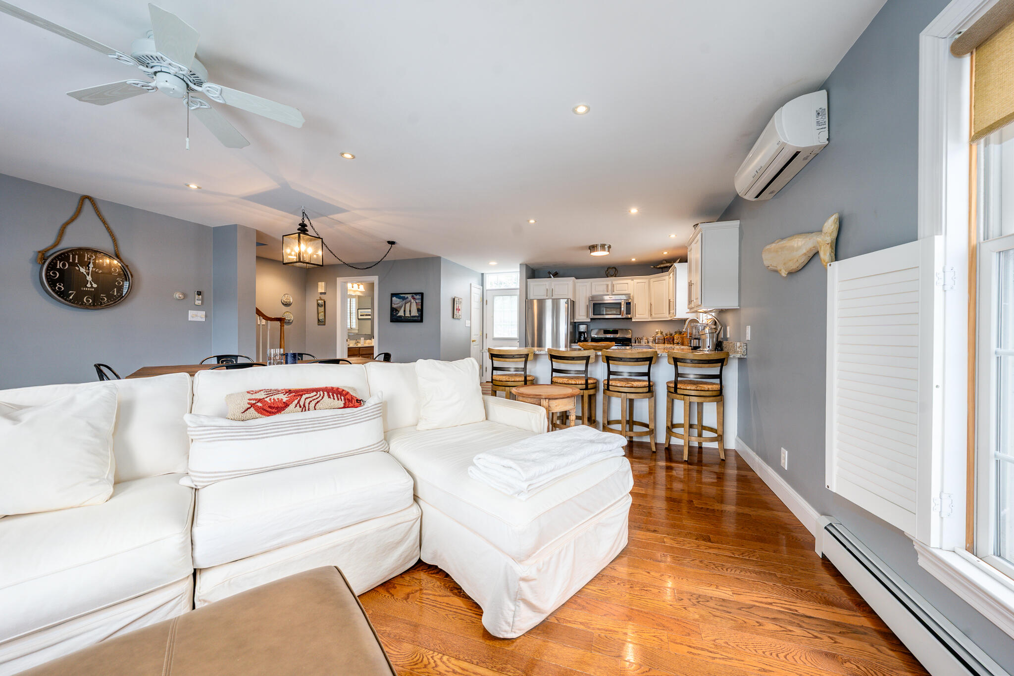 21 Locust Road, Unit 21 Eastham, MA 02642 - Photo 12 of 43 livroom3