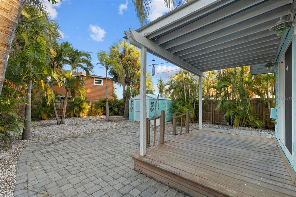 13123 4th Street East Madeira Beach, FL 33708 - Photo 5 of 26