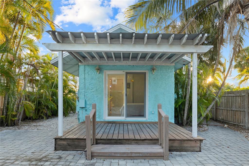 13123 4th Street East Madeira Beach, FL 33708 - Photo 6 of 26