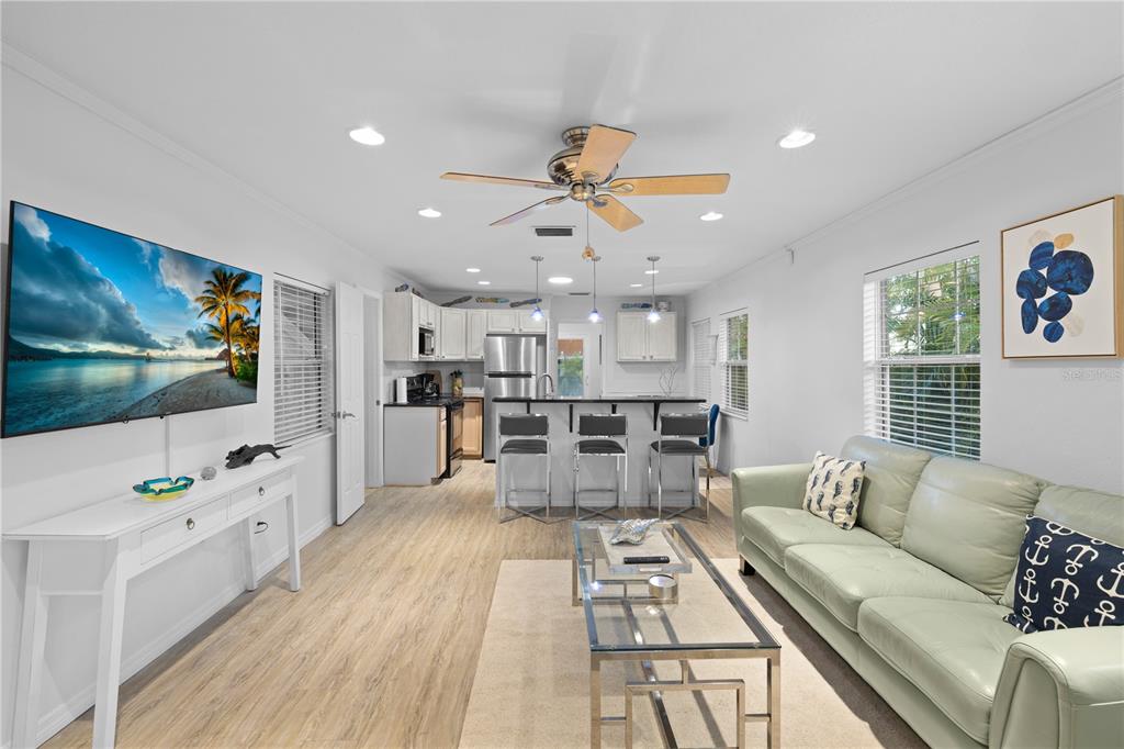 13123 4th Street East Madeira Beach, FL 33708 - Photo 9 of 26