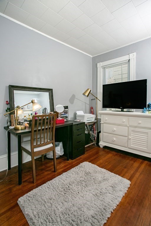 135-137 Query Street New Bedford, MA 02745 - Photo 16 of 30