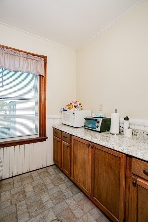 135-137 Query Street New Bedford, MA 02745 - Photo 18 of 30