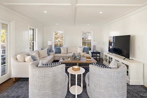 $16,900,000 | 114 North Water Street, Edgartown, MA 02539