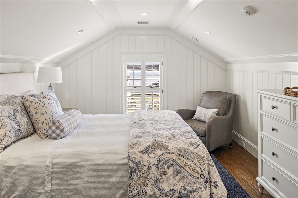 114 North Water Street Edgartown, MA 02539 - Photo 31 of 42 a bedroom with a bed and a window