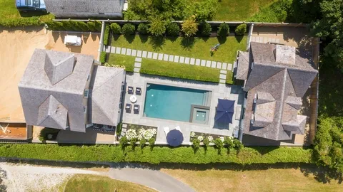 $16,900,000 | 114 North Water Street, Edgartown, MA 02539