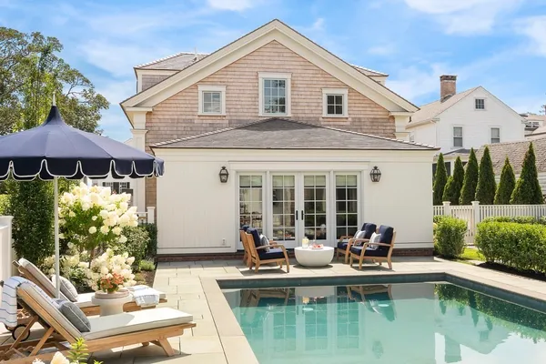 a house view with a outdoor space