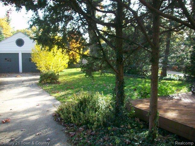 5 Norwich Road Pleasant Ridge, MI 48069 - Photo 7 of 16 102_5242.JPG