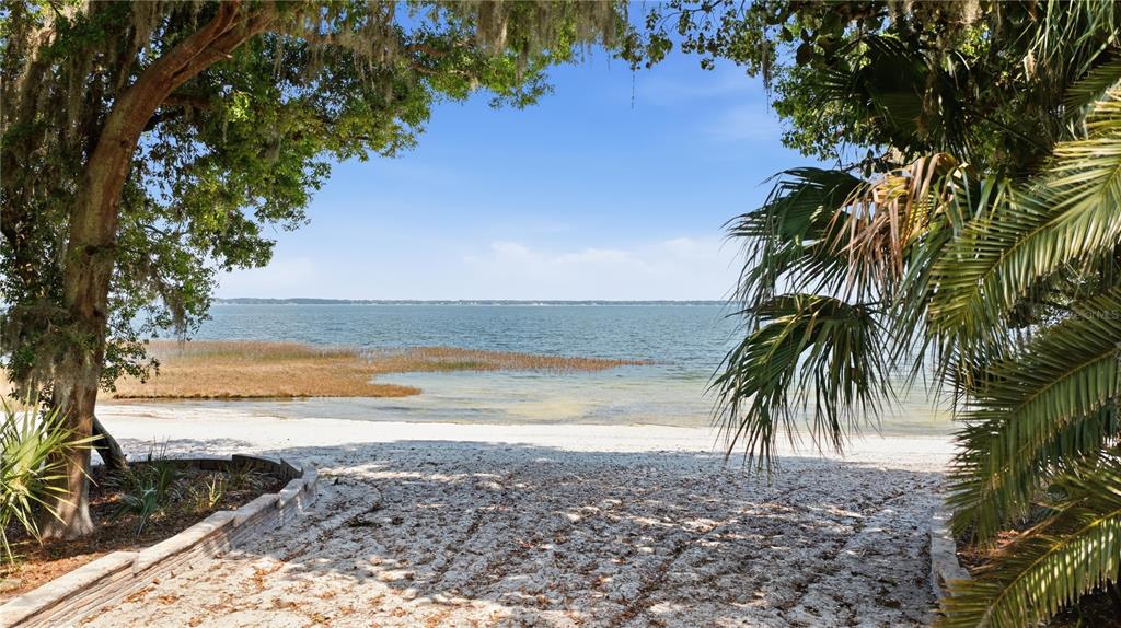 12621 Southeast Sunset Harbor Road Weirsdale, FL 32195 - Photo 51 of 54