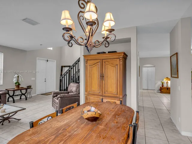 $1,180,000 | 4209 Pinewood Lane, Weston, FL 33331