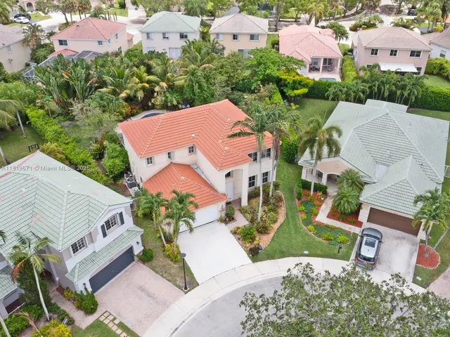 $1,180,000 | 4209 Pinewood Lane, Weston, FL 33331