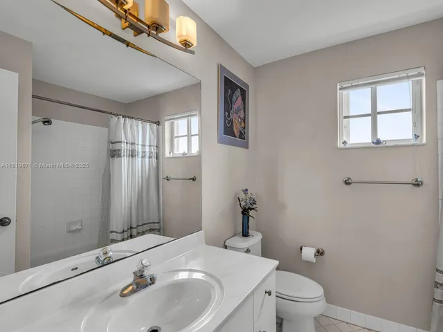 $1,180,000 | 4209 Pinewood Lane, Weston, FL 33331