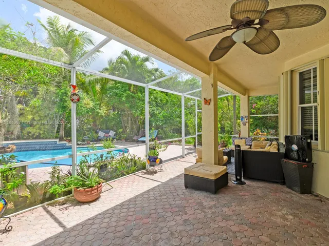 $1,180,000 | 4209 Pinewood Lane, Weston, FL 33331