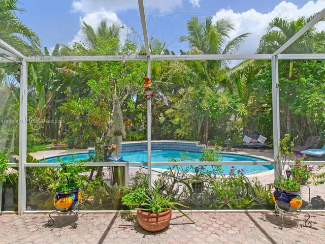 $1,180,000 | 4209 Pinewood Lane, Weston, FL 33331