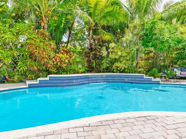 $1,180,000 | 4209 Pinewood Lane, Weston, FL 33331