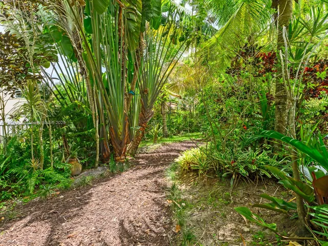 $1,180,000 | 4209 Pinewood Lane, Weston, FL 33331