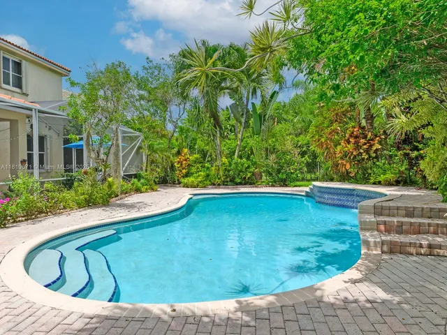 $1,180,000 | 4209 Pinewood Lane, Weston, FL 33331
