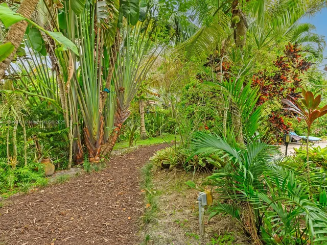 $1,180,000 | 4209 Pinewood Lane, Weston, FL 33331