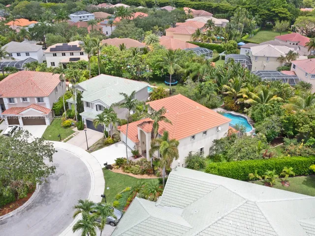 $1,180,000 | 4209 Pinewood Lane, Weston, FL 33331