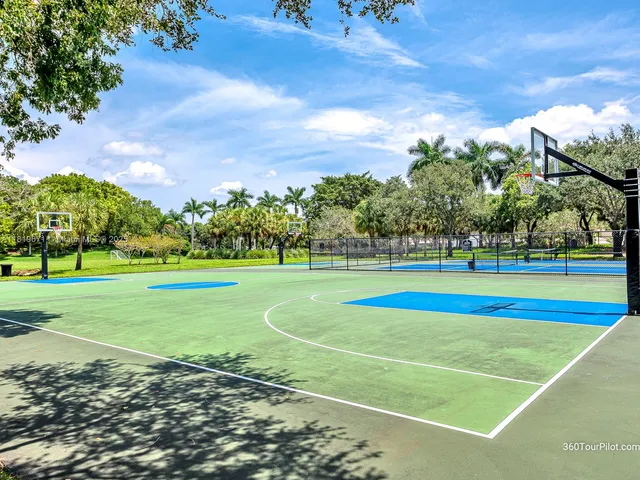 $1,180,000 | 4209 Pinewood Lane, Weston, FL 33331