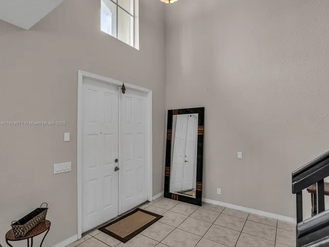 $1,180,000 | 4209 Pinewood Lane, Weston, FL 33331