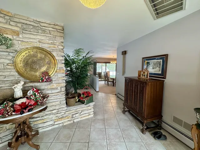 $519,000 | 808 May Street, Beaver Dam, WI 53916