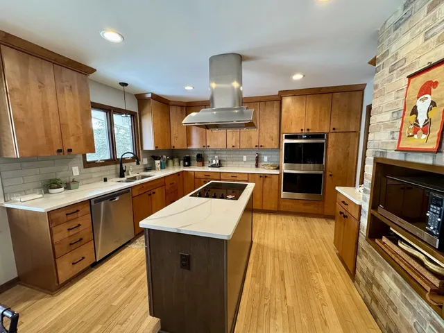 $519,000 | 808 May Street, Beaver Dam, WI 53916