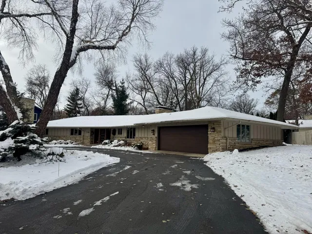 $519,000 | 808 May Street, Beaver Dam, WI 53916