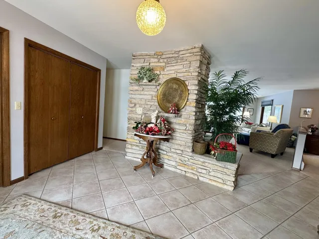 $519,000 | 808 May Street, Beaver Dam, WI 53916