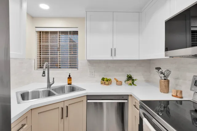 $324,000 | 2700 Lawrence Crossley Road, Unit 41, Palm Springs, CA 92264