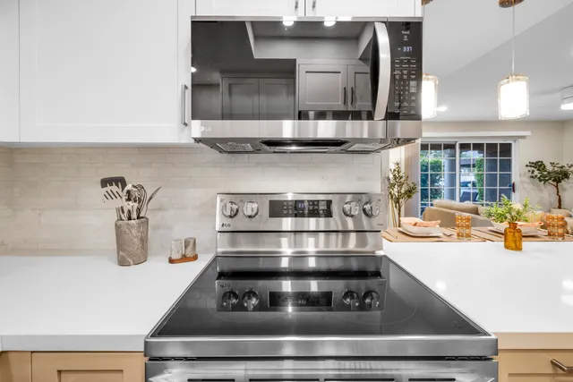 $324,000 | 2700 Lawrence Crossley Road, Unit 41, Palm Springs, CA 92264