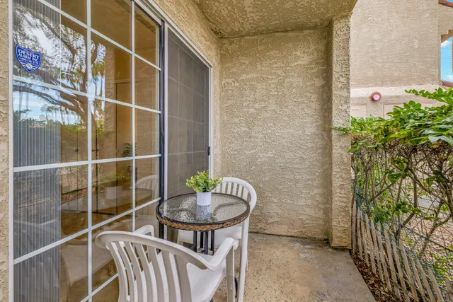 $324,000 | 2700 Lawrence Crossley Road, Unit 41, Palm Springs, CA 92264