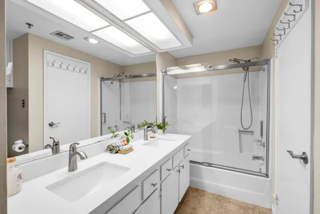 $324,000 | 2700 Lawrence Crossley Road, Unit 41, Palm Springs, CA 92264