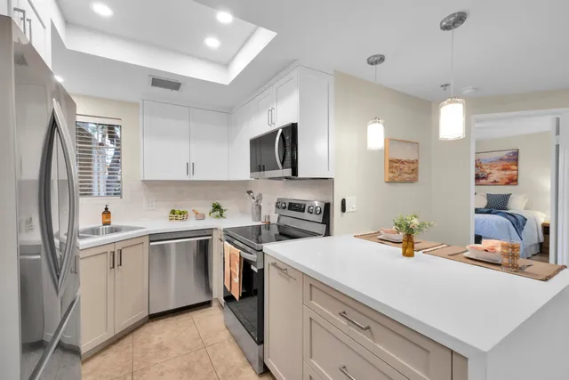 $324,000 | 2700 Lawrence Crossley Road, Unit 41, Palm Springs, CA 92264