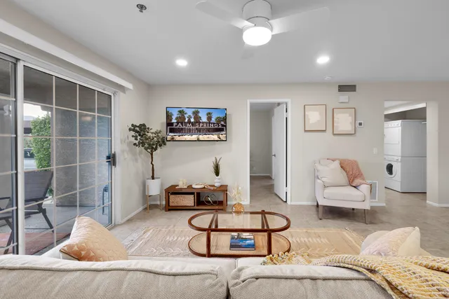 $324,000 | 2700 Lawrence Crossley Road, Unit 41, Palm Springs, CA 92264