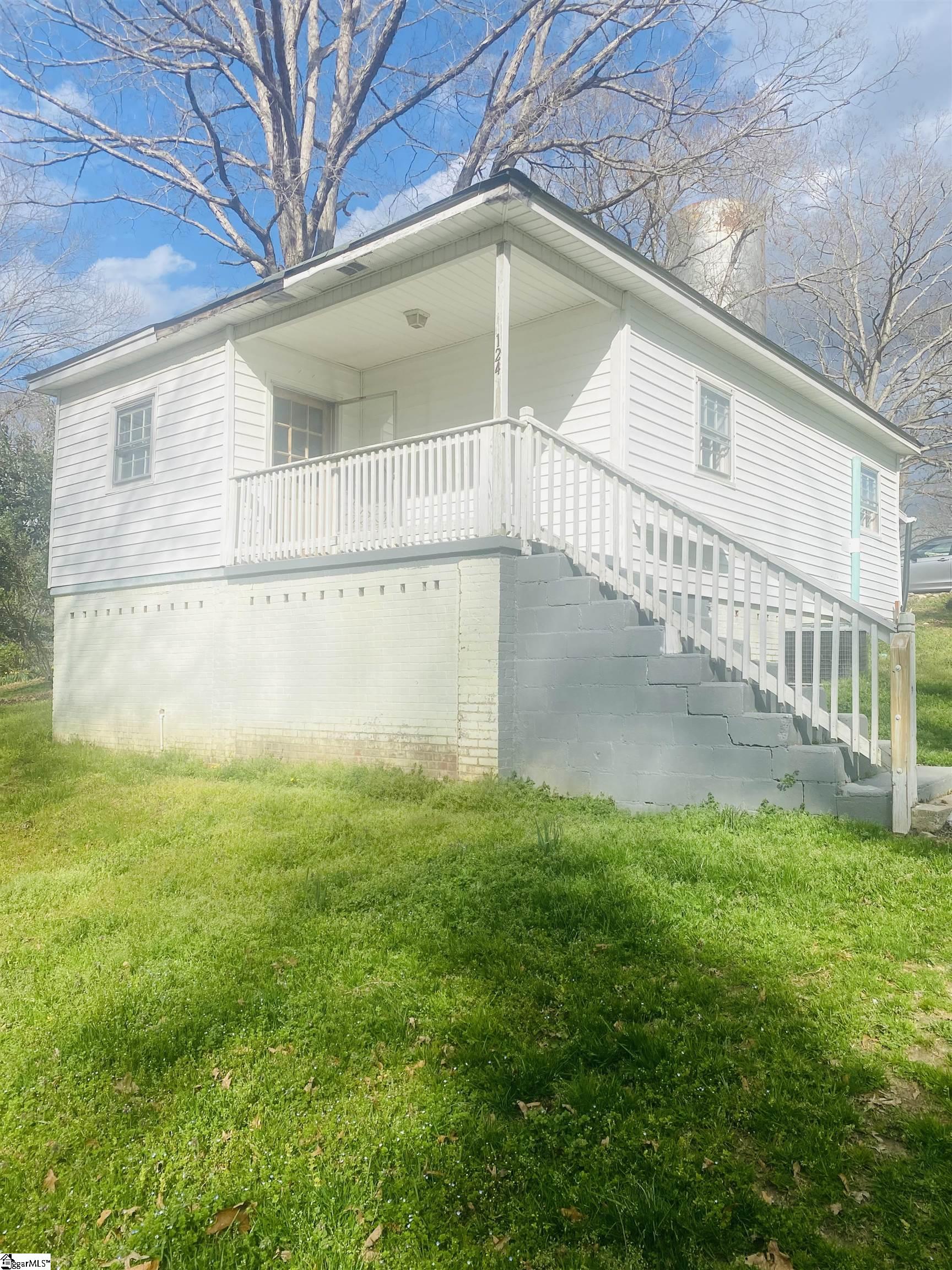 124 Cobb Street Easley, SC 29640 - Photo 1 of 26