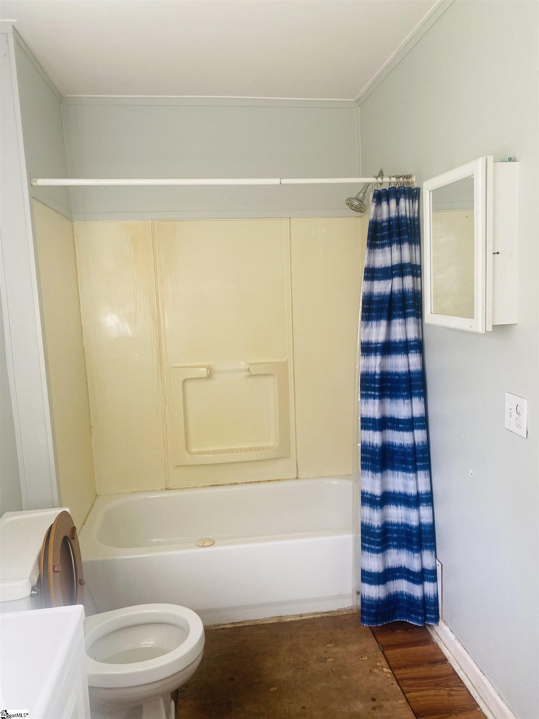 124 Cobb Street Easley, SC 29640 - Photo 9 of 26