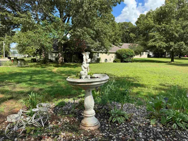 $309,999 | 823 West Frontier Drive, Rochester, IN 46975