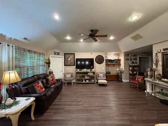 $309,999 | 823 West Frontier Drive, Rochester, IN 46975