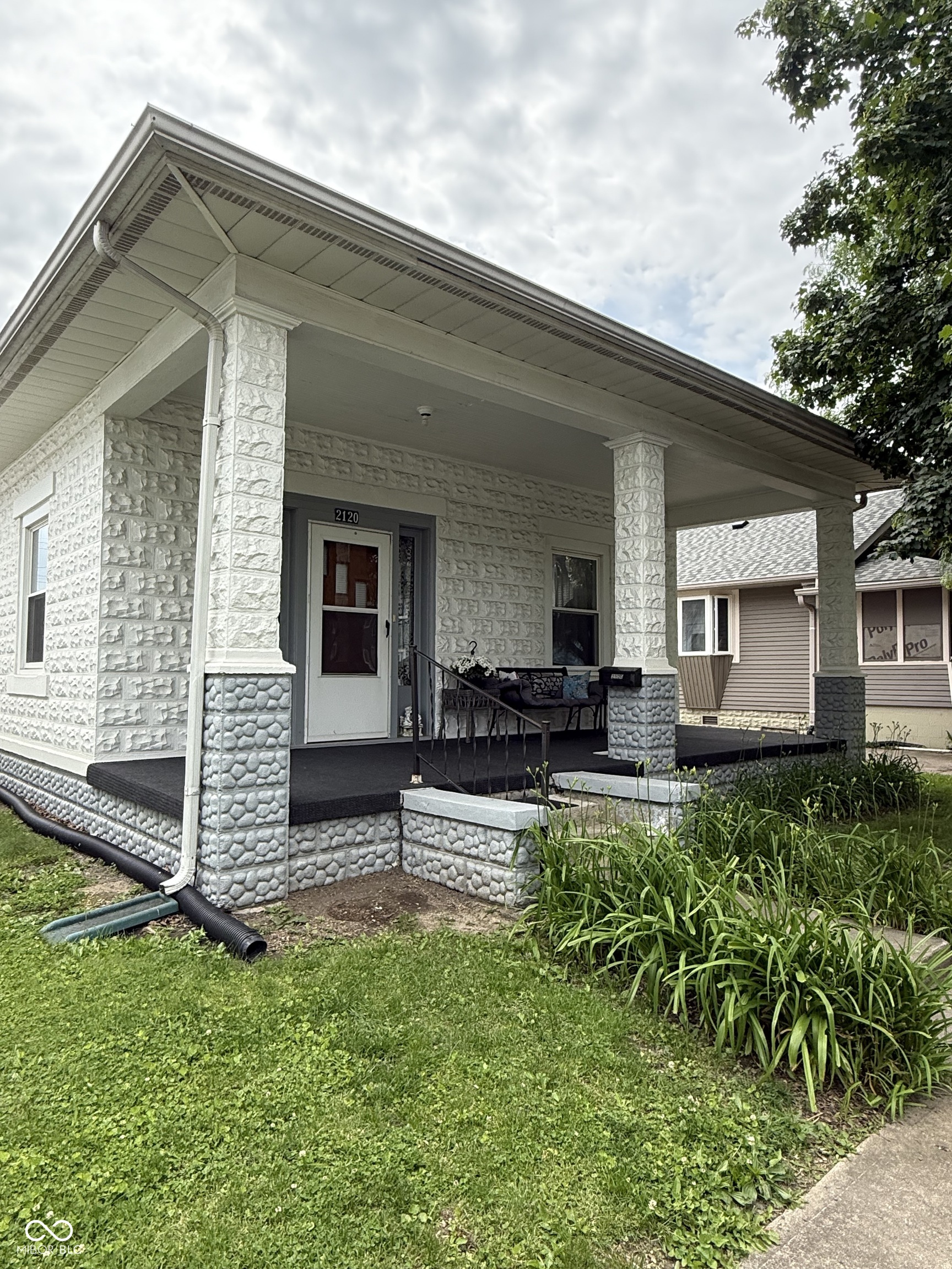 2120 George Street Anderson, IN 46016 - Photo 2 of 29