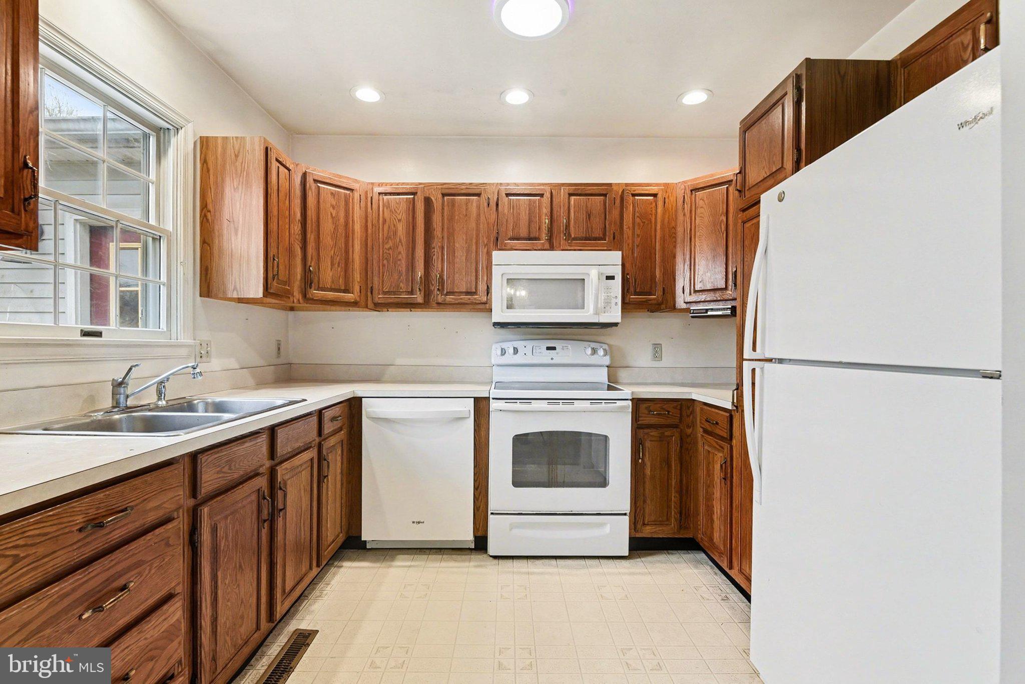 90 McLand Road Mount Holly Springs, PA 17065 - Photo 8 of 27