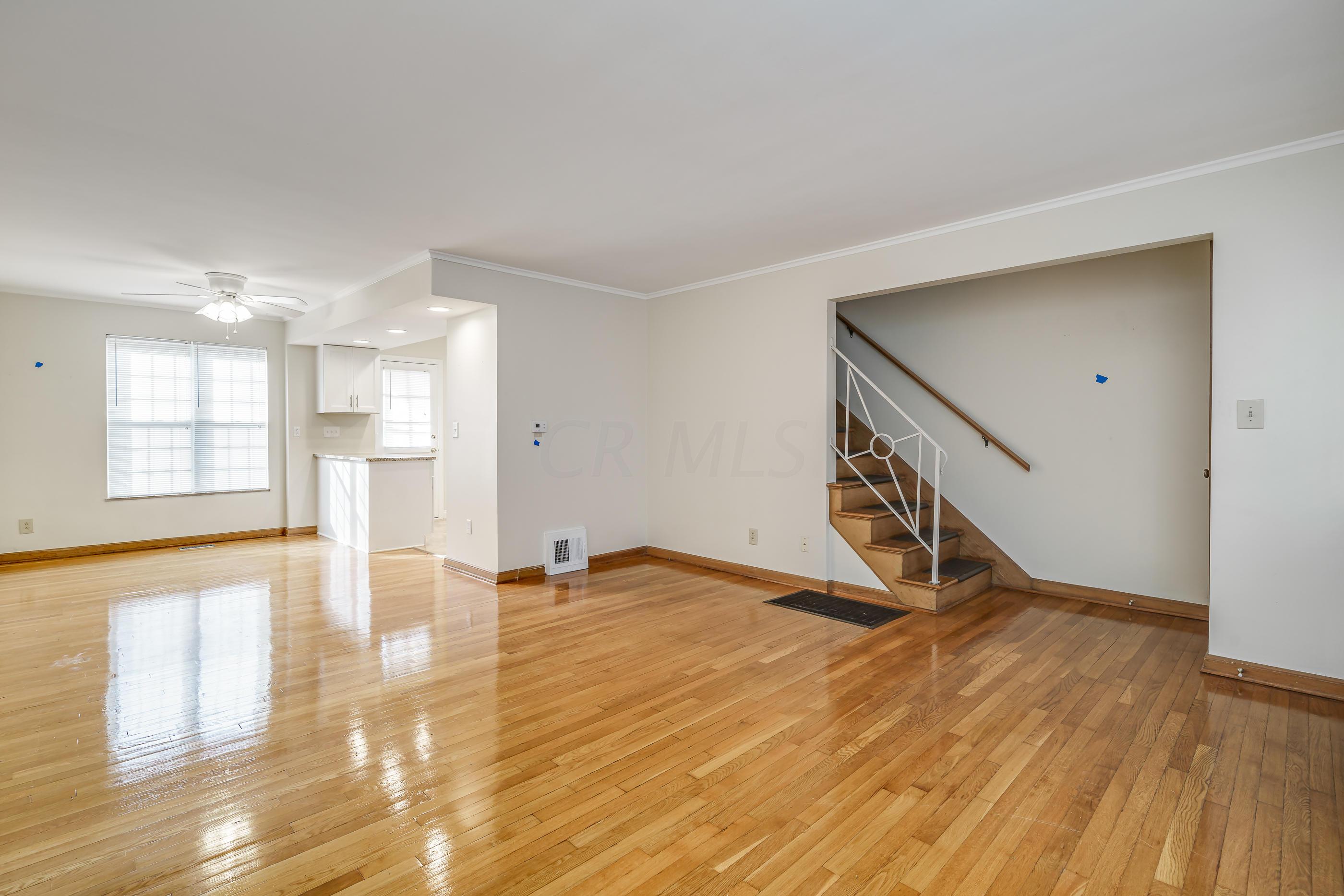2073 Ridgeview Road Columbus, OH 43221 - Photo 7 of 26 2073 Ridgeview Rd_MLS_07