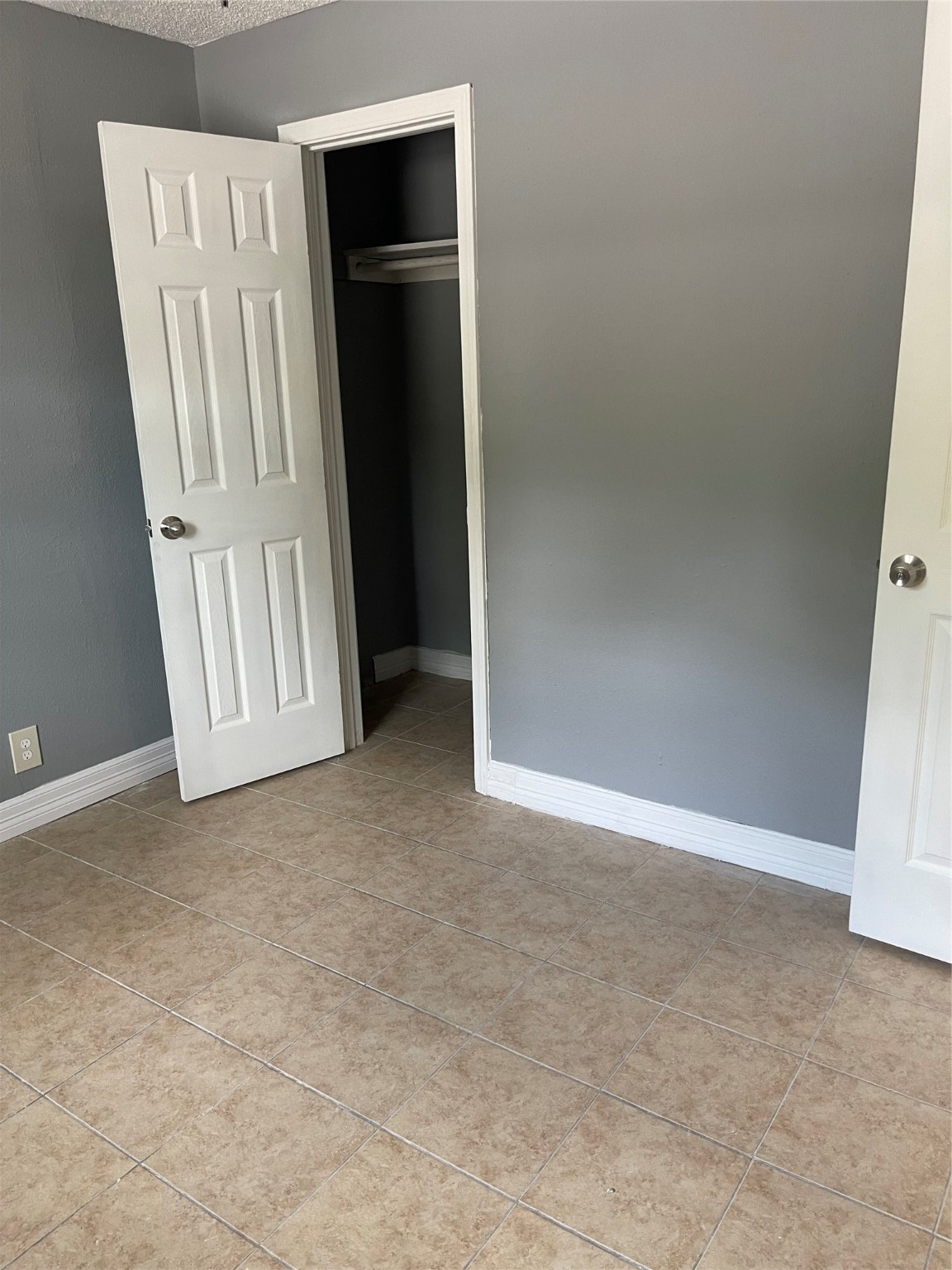 9211 North Green River Drive, Unit D Houston, TX 77078 - Photo 13 of 15