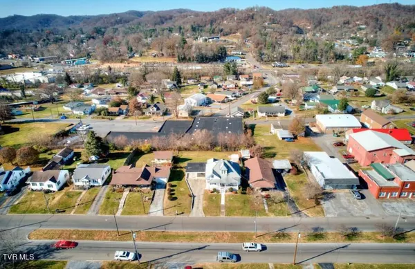 $2,000 | 1624 Edgemont Avenue, Bristol, TN 37620