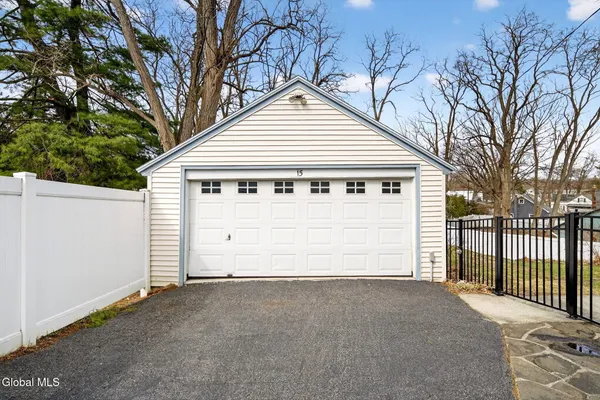 $300,000 | 15 Irving Road, Scotia, NY 12302