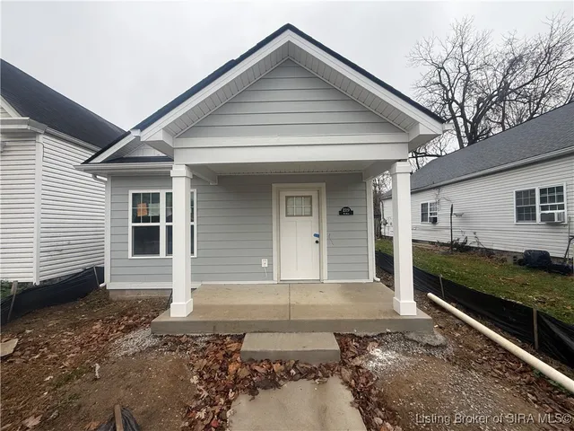 $184,900 | 219 West 8th Street, New Albany, IN 47150