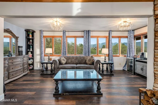 $1,099,990 | 23800 Bertram Circle, Tehachapi, CA 93561