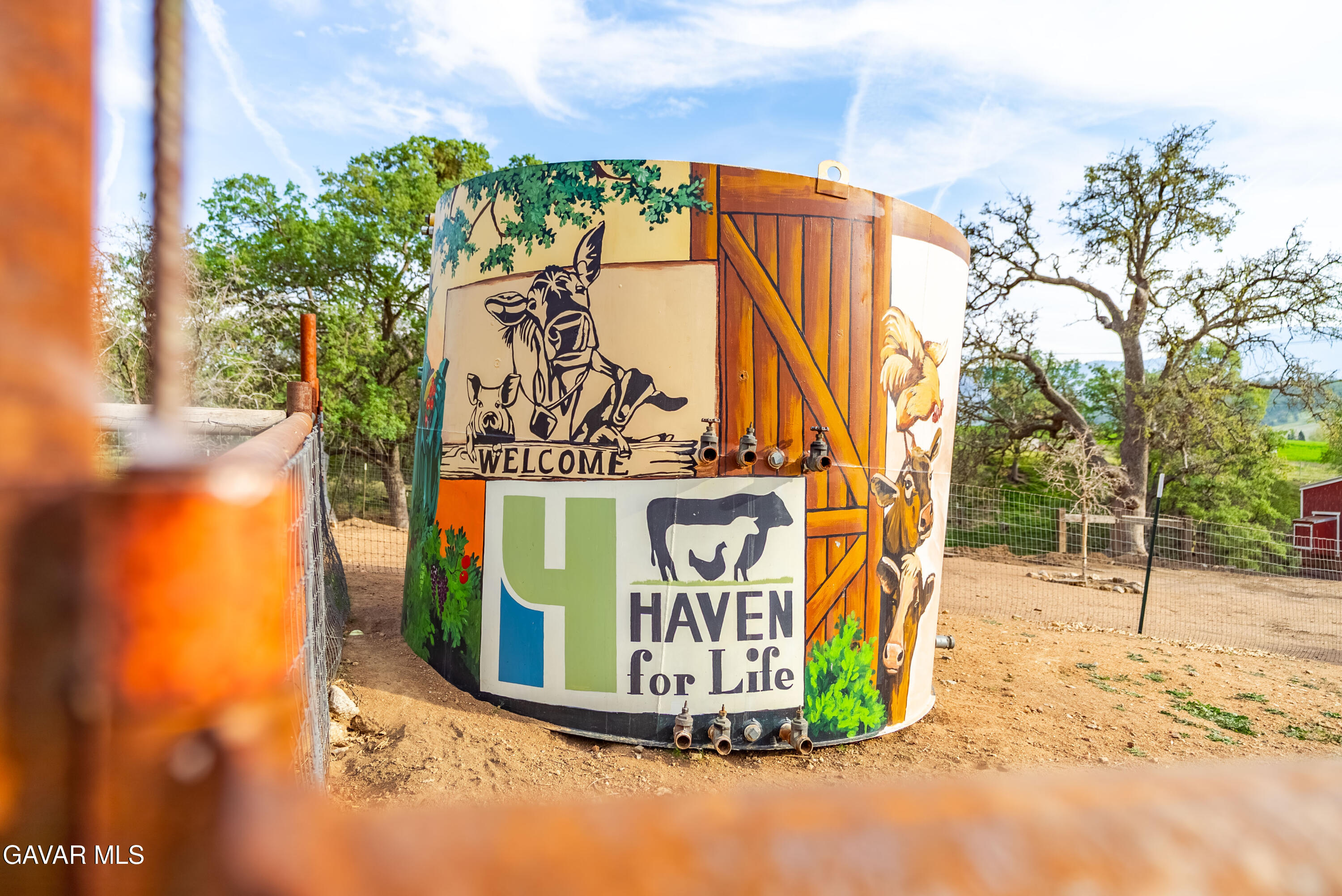 23800 Bertram Circle Tehachapi, CA 93561 - Photo 72 of 85 a view of a sign board