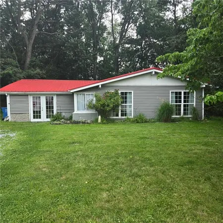 $149,900 | 583 Cedardale Drive, North Huntingdon, PA 15642