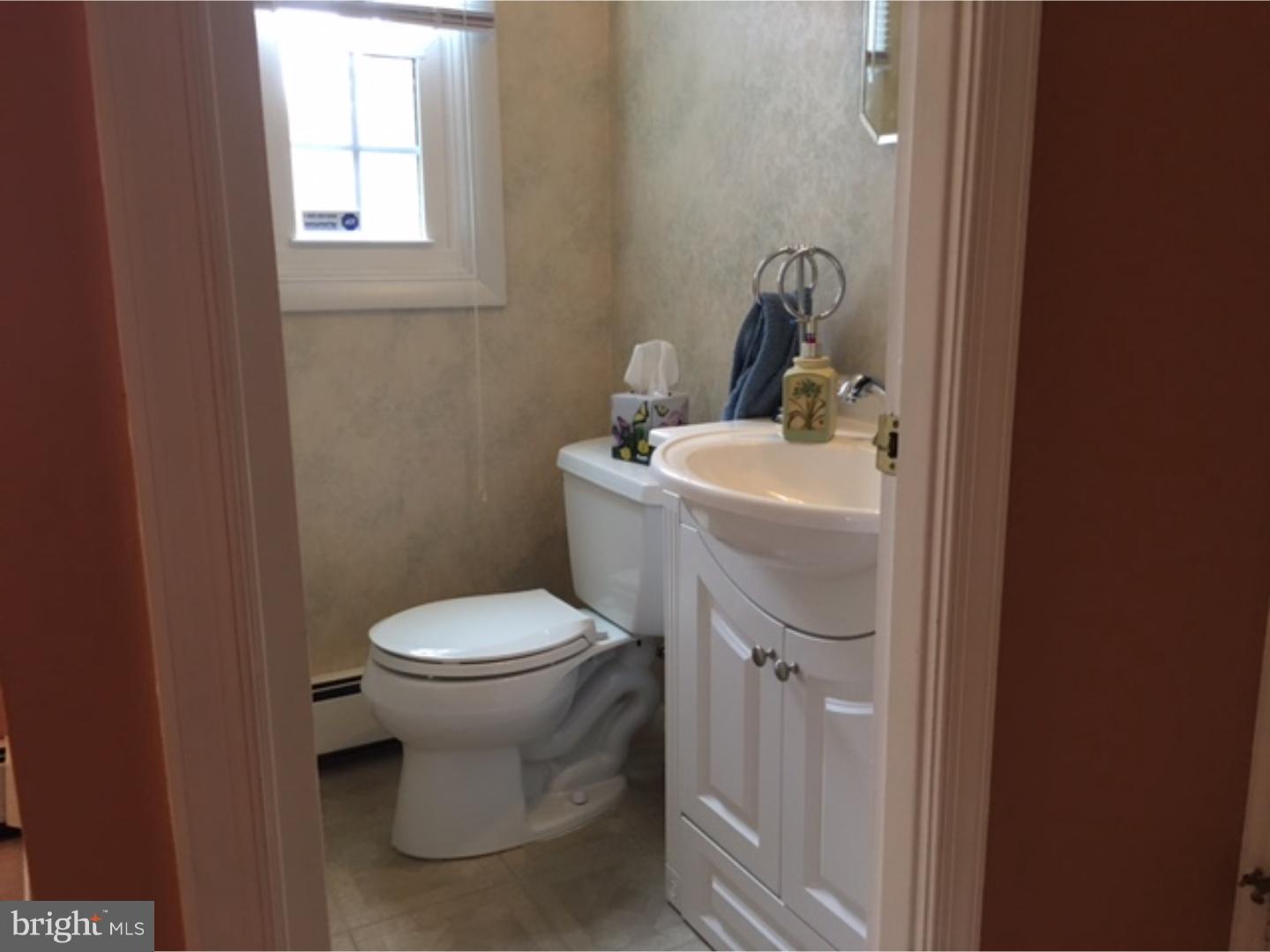 17 Turf Road Levittown, PA 19056 - Photo 14 of 25 Half Bath