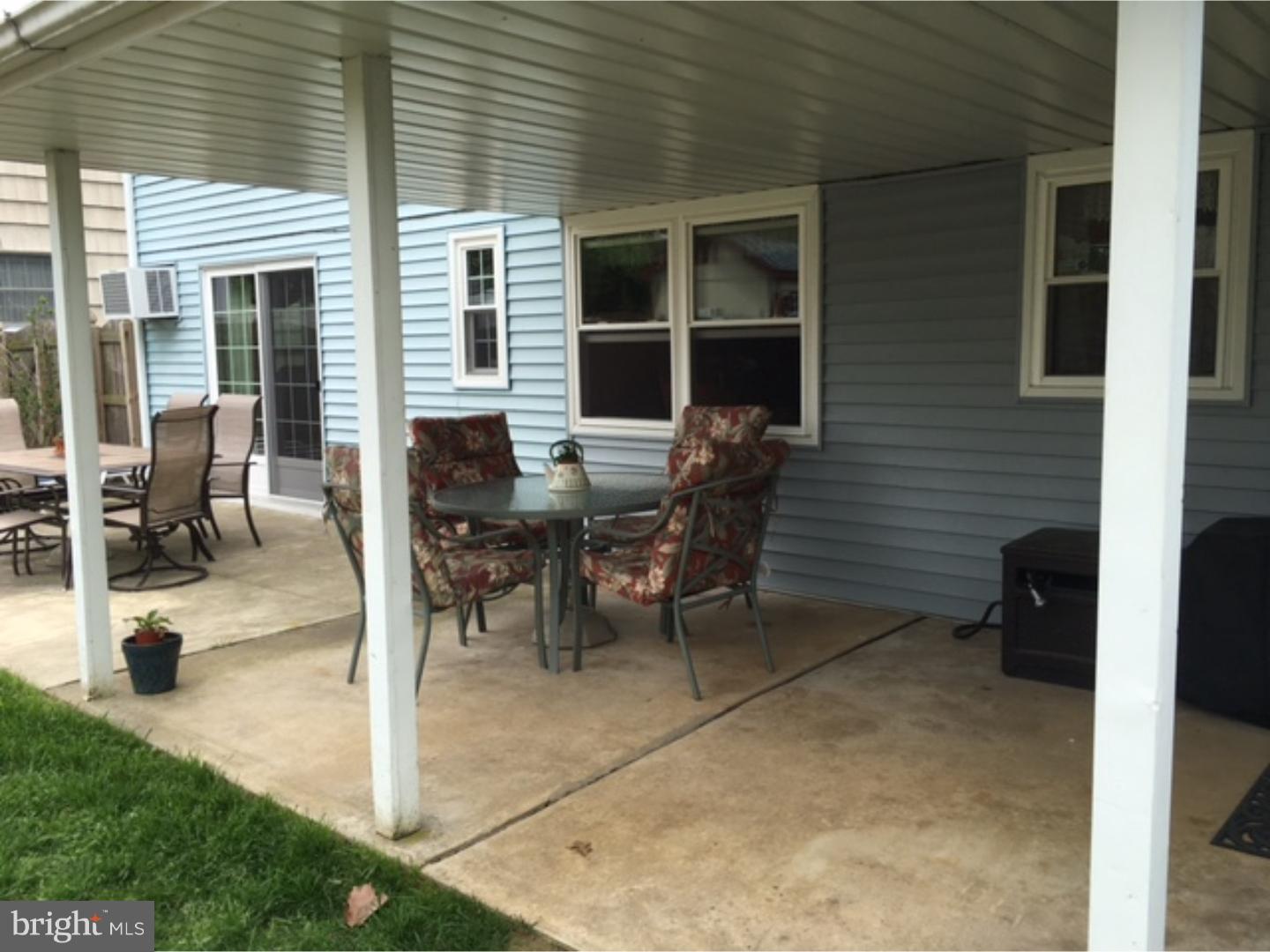 17 Turf Road Levittown, PA 19056 - Photo 24 of 25 Porch